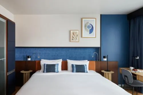 Crowne Plaza Madrid - Centre Retiro by IHG photo 3