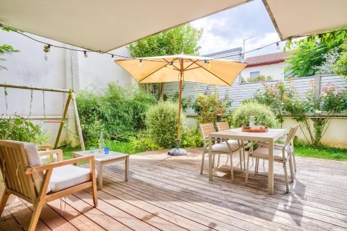 Grand et charmant appartement familial, 3 chambres, et moderne avec grand jardin et parking privatif aux portes de Paris