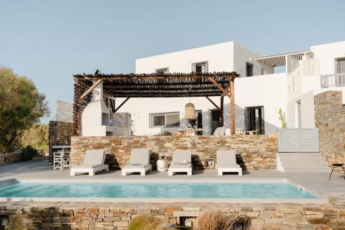 Villa Tranquilla - Seaview, Pool & Jacuzzi photo 3