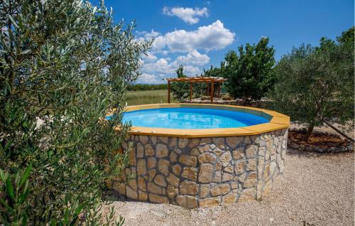 Amazing Home In Puljane