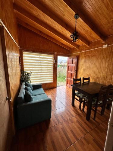 Χώρος καθιστικού στο Cabañas Vista Campana