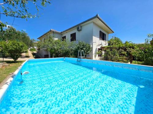 Apartments in Novi Vinodolski 35132