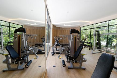 Fitness centrum a/nebo fitness zařízení v ubytování Designer Cave Condo with Beach Club included - Hotel Zone Tulum