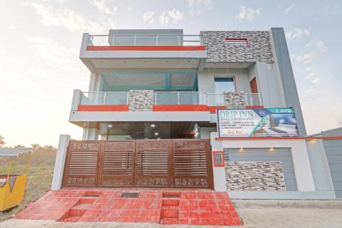 Bangunan di mana terletaknya hotel
