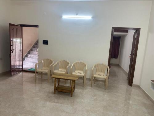 Ảnh trong thư viện ảnh của Siva Poornima Stay Tiruvannamalai ở Tiruvannāmalai