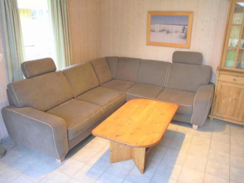 Photo de la galerie de l'établissement Ferienhaus mit Sauna im Ferienpark Mirow, à Granzow