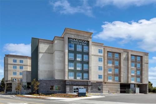 una rappresentazione della parte anteriore di un hotel di Homewood Suites By Hilton Fremont a Fremont