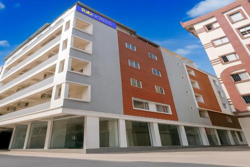 an external view of a building at FabHotel Metro - Nr Secunderabad Railway Station in Hyderabad