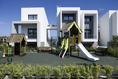 Olea Valley A24 apartment