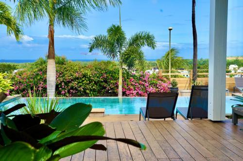 Kolam renang di atau dekat dengan Villa Acacias - Piscine et vue panoramique