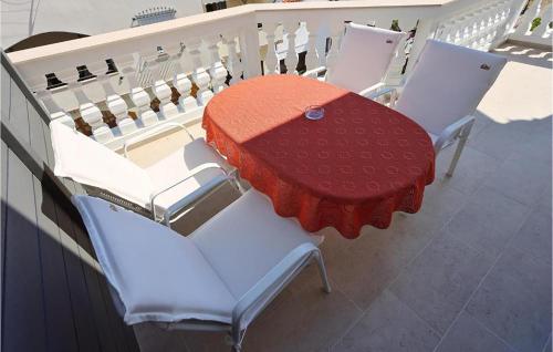 1 Bedroom Lovely Apartment In Vodice