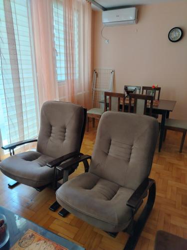 Un lugar para sentarse en Apartman Domina