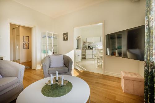 4SONS UMAG Sea View 2BR Apartment in Town center !NEW!