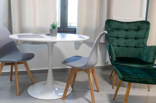 V&V Suite B1