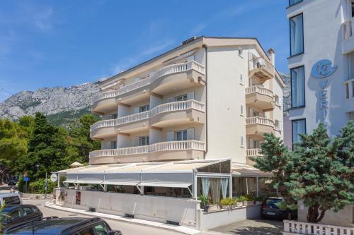 Nespecifikovaný výhled na hory nebo výhled na hory při pohledu z apartmánu