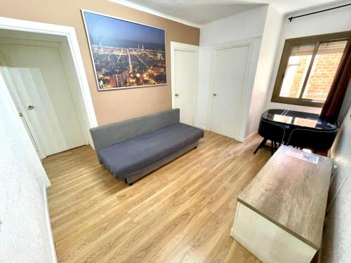 Gran apartamento nuevo de 3 Hab, a 1 minuto del metro HBB