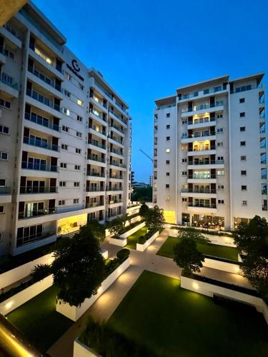 Family friendly 2BR APT, The Gallery, East Legon