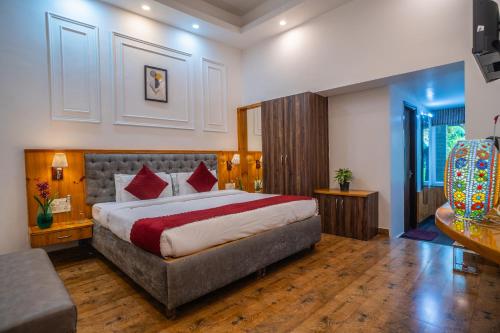 Postel nebo postele na pokoji v ubytování Alaya Stays Impreza Luxury Stays