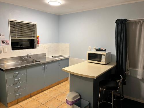 Cucina o angolo cottura di Marlin Court Motel