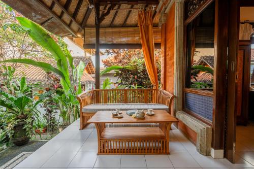 Pondok Alami - House of Natureにある庭