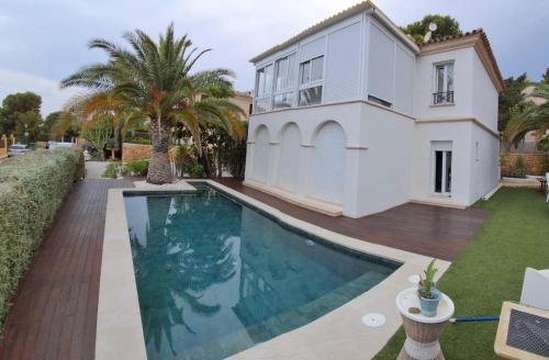 Πισίνα στο ή κοντά στο Asia Gardens Villa with private pool in Benidorm