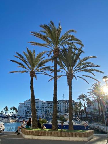 Casa Micangelo - seaview, 10 mins walk to beach