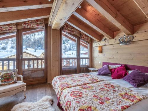 Appartement lumineux et spacieux à Val-d'Isère avec cheminée et prestations de luxe