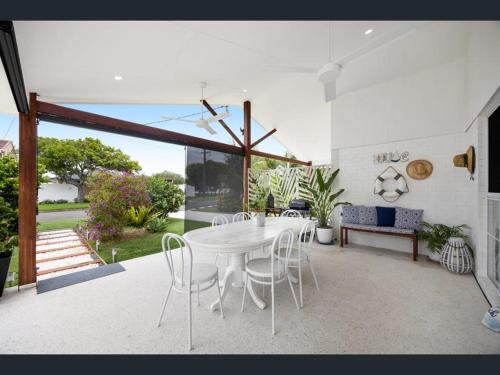 Κήπος έξω από το Maroochydore Waters Holiday Apartment