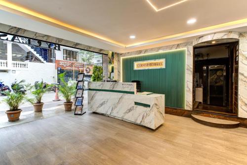 Vstupní hala nebo recepce v ubytování Emerald Suites By Classio