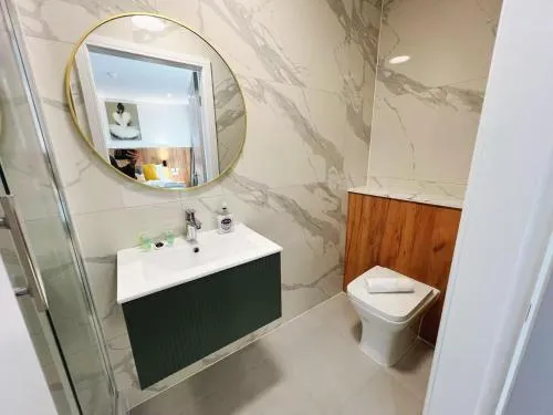 10 Chic studio Apartments in Birmingham city centre photo 53