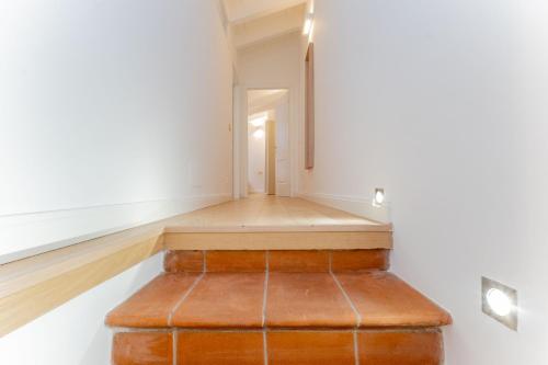 New Exclusive Apartment FONDAZIONE PRADA Tram to Duomo photo 25