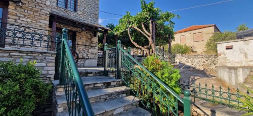 Φωτογραφία από το άλμπουμ του Villa Michalis στον Θεολόγο