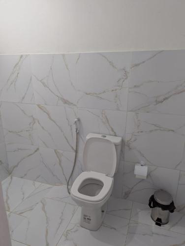 Bilik mandi di Oscar Place