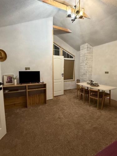 Gallery image of Family Guest House in Cholpon-Ata