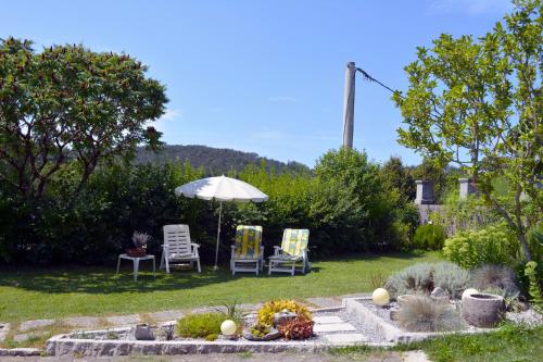 Κήπος έξω από το Apartmaji Žnidarčič
