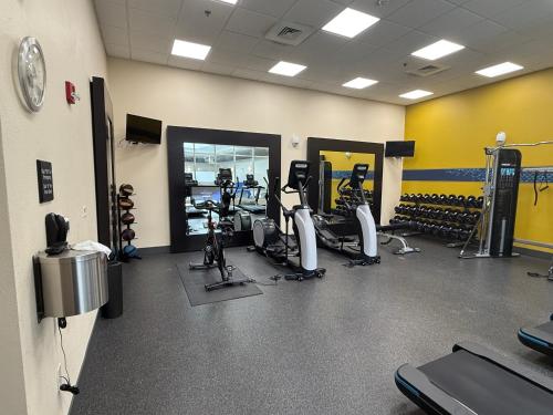 Fitness centrum a/nebo fitness zařízení v ubytování Hampton Inn & Suites - Raleigh Downtown