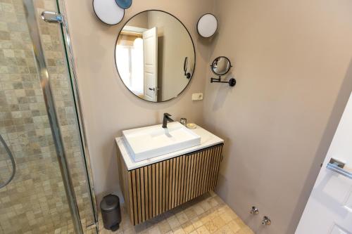 Et badeværelse på Premium Villa pool and beach