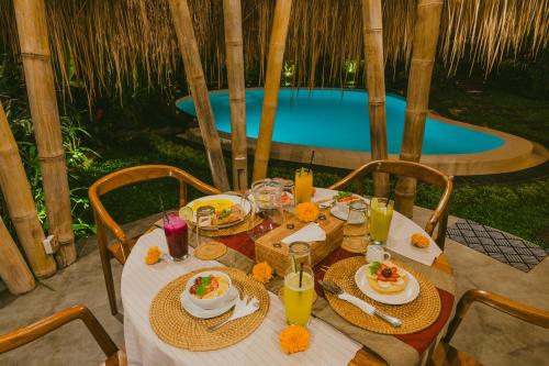 Jídlo v vily nebo okolí