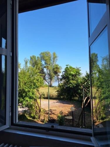 Κήπος έξω από το Il Campo sul Lago