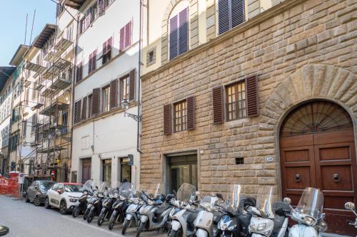 Camere con bagno privato in APT condiviso Palazzo Pitti