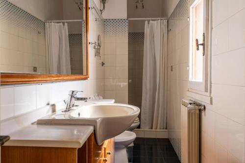 Camere con bagno privato in APT condiviso Palazzo Pitti