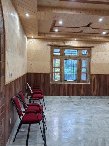 Fotografie z fotogalerie ubytování Himalayan riverside inn v destinaci Ani