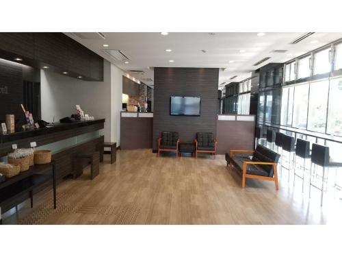 Кухня или мини-кухня в Smile Hotel Kokura - Vacation STAY 67792v
