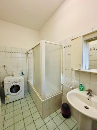 Bilik mandi di APPARTAMENTO -C- VISTA MARE con 2 camere da letto-Residence Azzurro