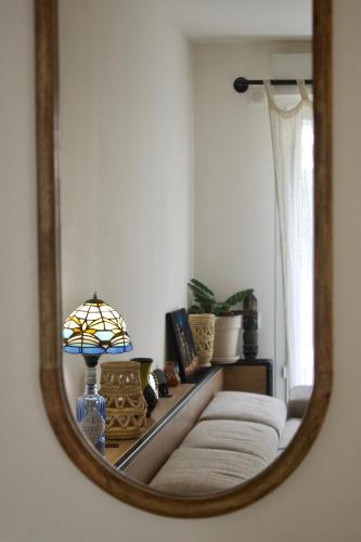 Χώρος καθιστικού στο Boho style apartment - 8 mins from Paris Center - Garden and underground parking