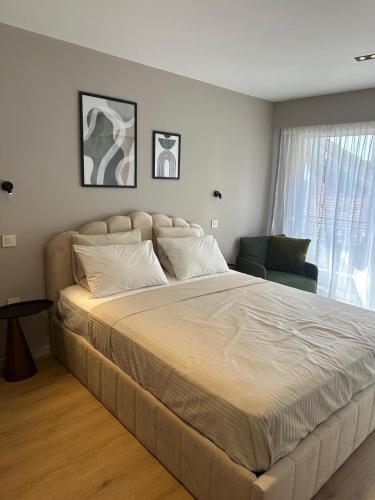 Elegant escape in Antibes - walk to beach and Old Town