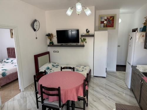 Apartment Erjonにあるキッチンまたは簡易キッチン