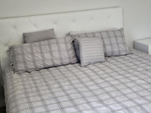 Ένα ή περισσότερα κρεβάτια σε δωμάτιο στο Casa mía Cuyamaca