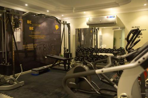 Fitness centrum a/nebo fitness zařízení v ubytování LuxHostel