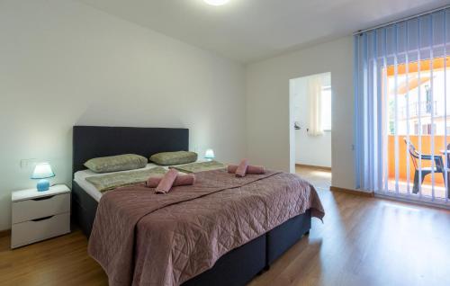 Awesome Apartment In Umag With Wifi